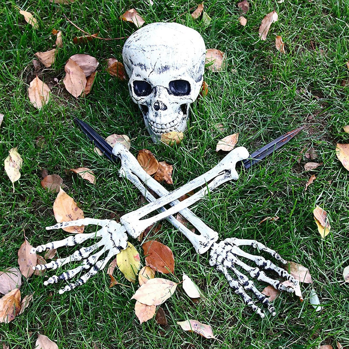 Halloween Skeleton Hands & Skull Decoration Set, Outdoor Graveyard Yard Decor, Creepy Halloween Party Props